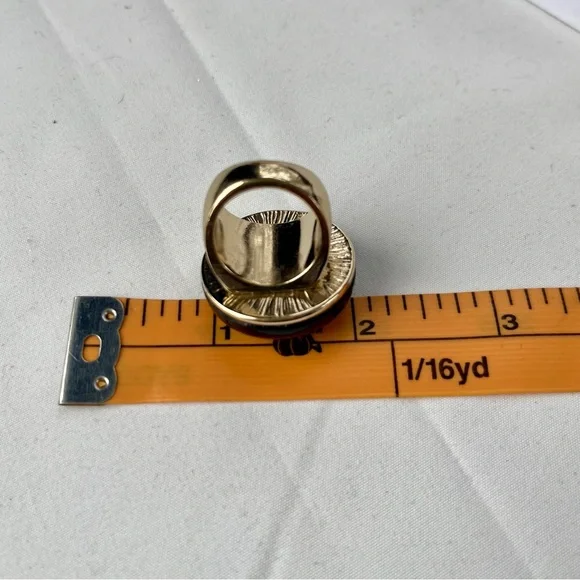 Banana Republic Tiger’s Eye Cocktail Ring, size 6 - Picture 9 of 10